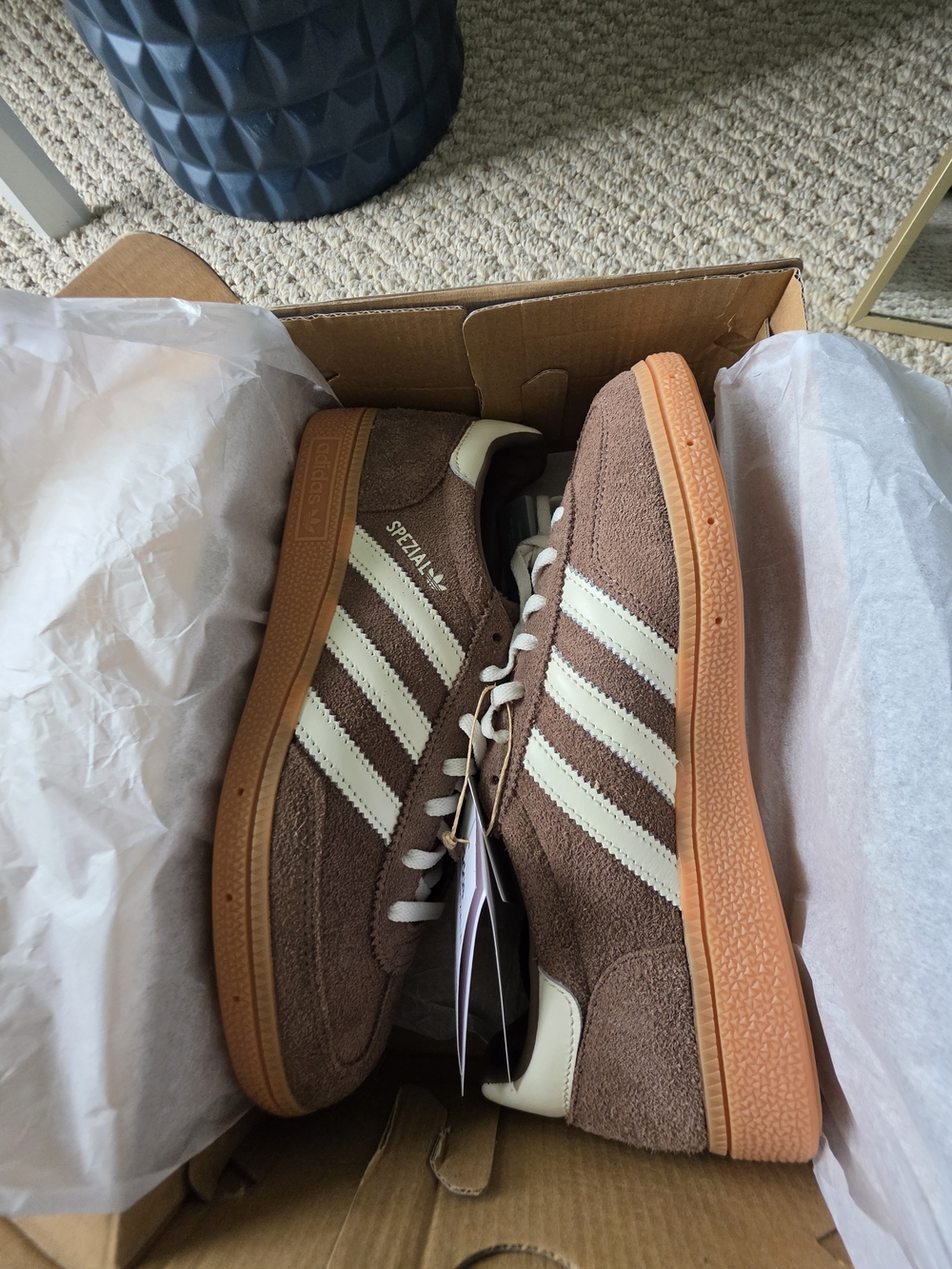Adidas Handball Spezial Sneakers - Brown with Cream Stripes
